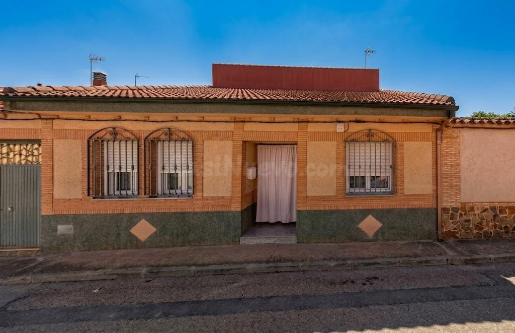 VENTA DE CASA SIN POSESIÓN EN MALAGÓN (CIUDAD REAL)