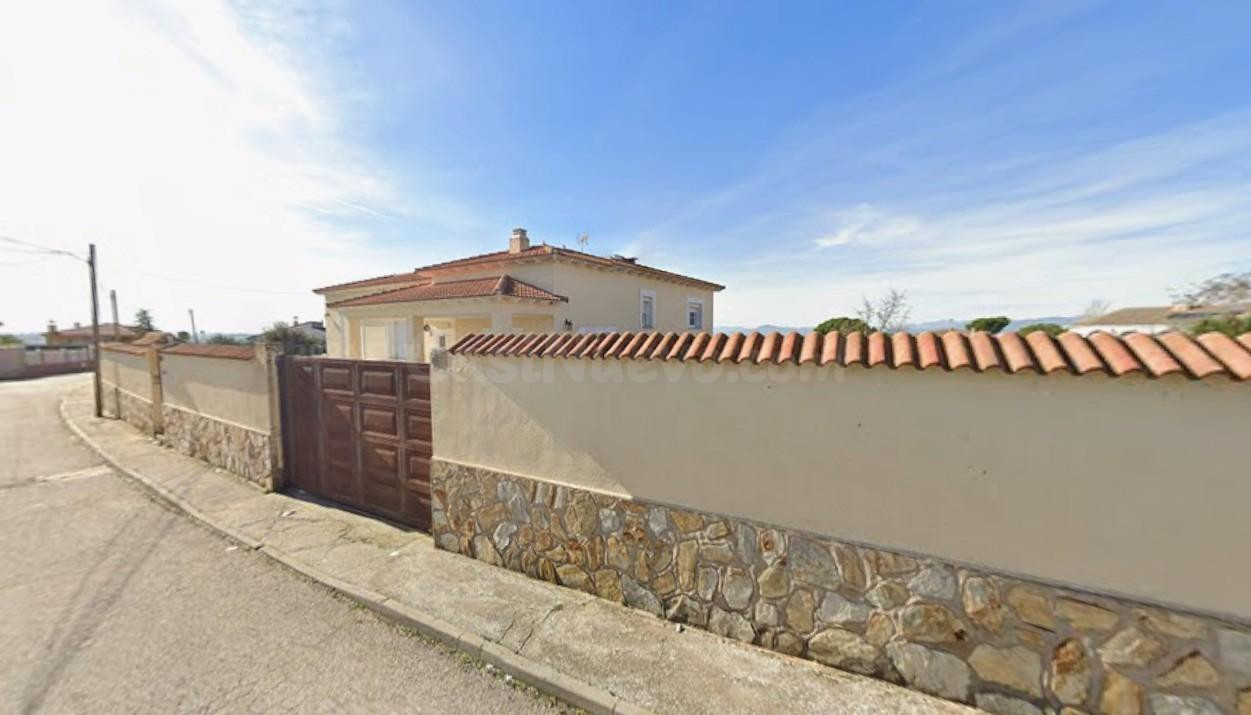 VENTA DE CASA SIN POSESIÓN EN MENTRIDA (TOLEDO)