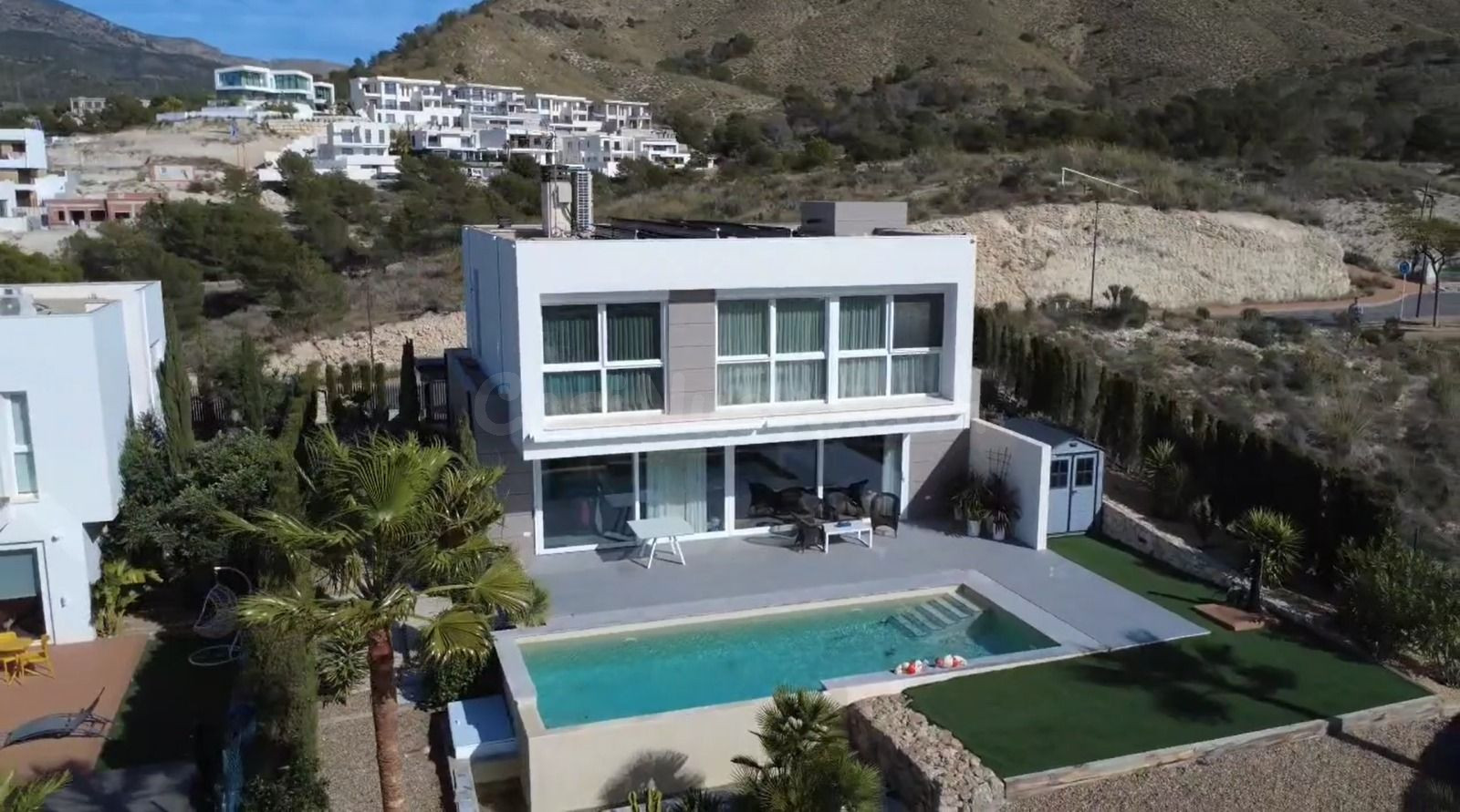 Villa 3 habitaciones 224m² en venta - Golf Puig Campana