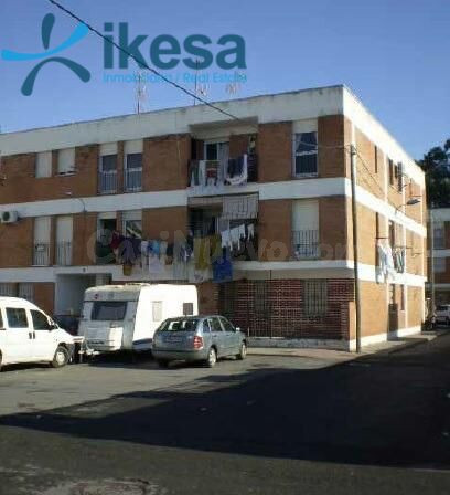 VENTA DE PISO EN ISLA CRISTINA, HUELVA. ACTIVO SIN POSESIÓN.