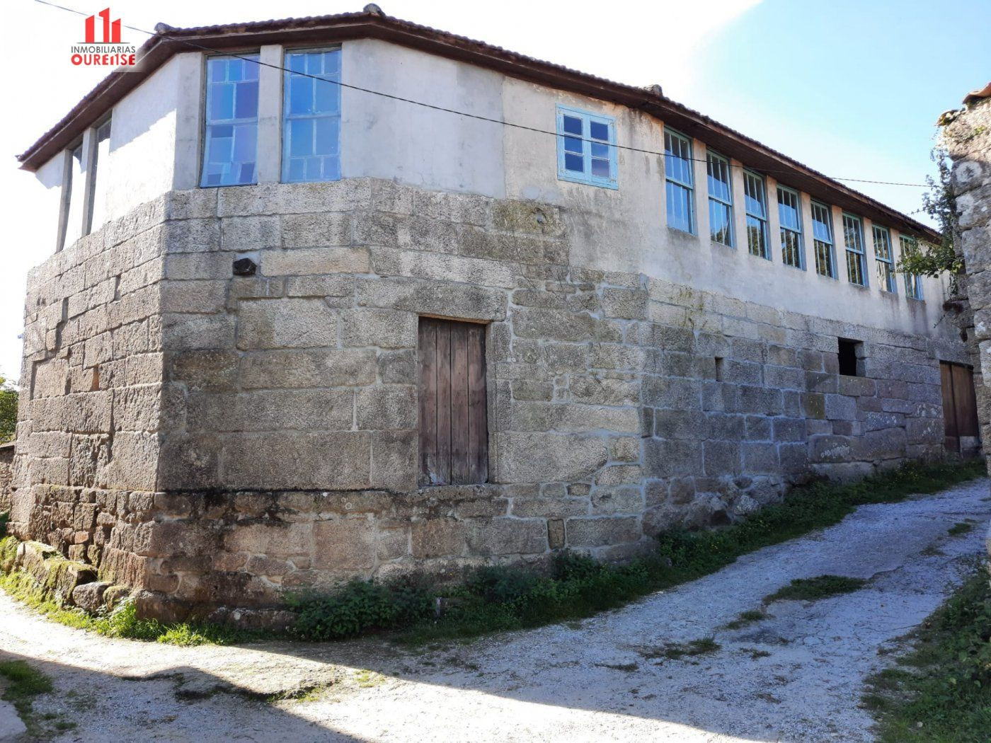 SE VENDE CASA PARA REFORMAR EN LA ZONA DE AMOEIRO