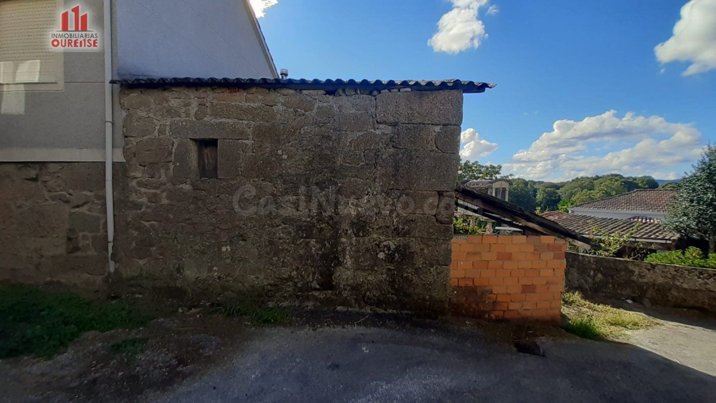 PEQUEÑA VIVIENDA DE PIEDRA SITUADA EN UN PUEBLO DE VILLAMARÍ - foto 2