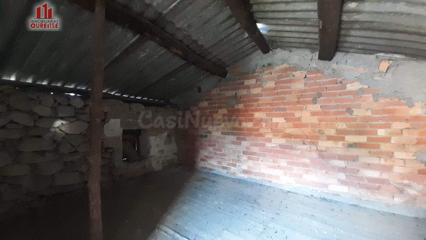 PEQUEÑA VIVIENDA DE PIEDRA SITUADA EN UN PUEBLO DE VILLAMARÍ - foto 4