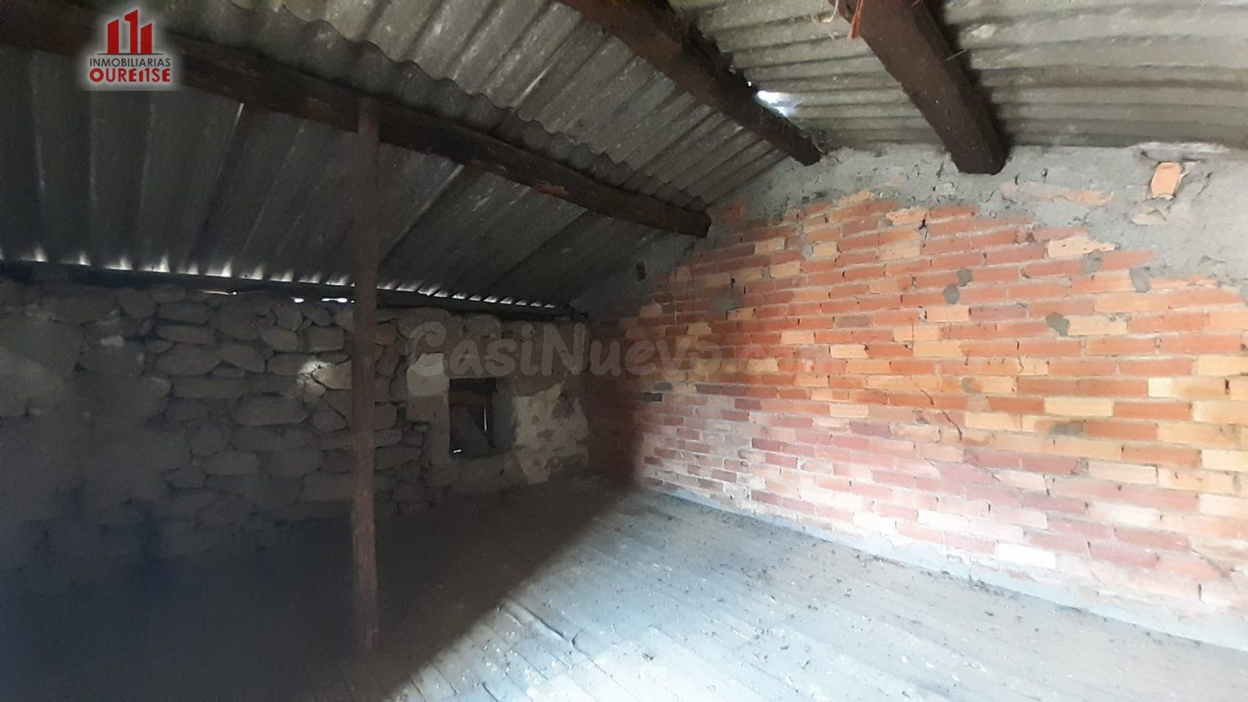 PEQUEÑA VIVIENDA DE PIEDRA SITUADA EN UN PUEBLO DE VILLAMARÍ - foto 5