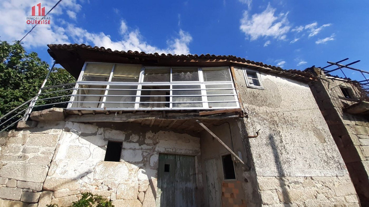 CASA DE PIEDRA SITA EN LA ZONA DE VILAMARIN, A 15 MINUTOS DE - foto 2