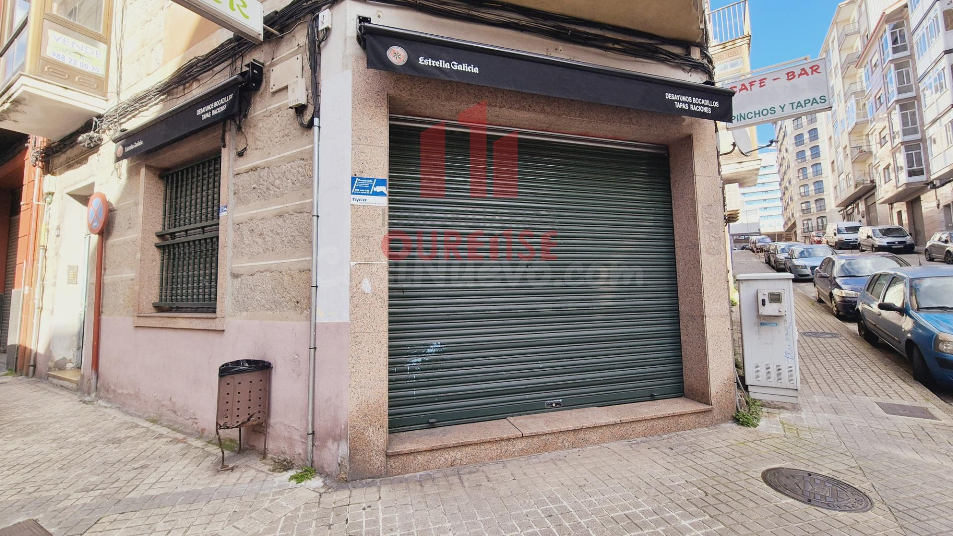 CAFETERÍA CON LICENCIA PRÓXIMA AL JARDÍN DEL POSÍO