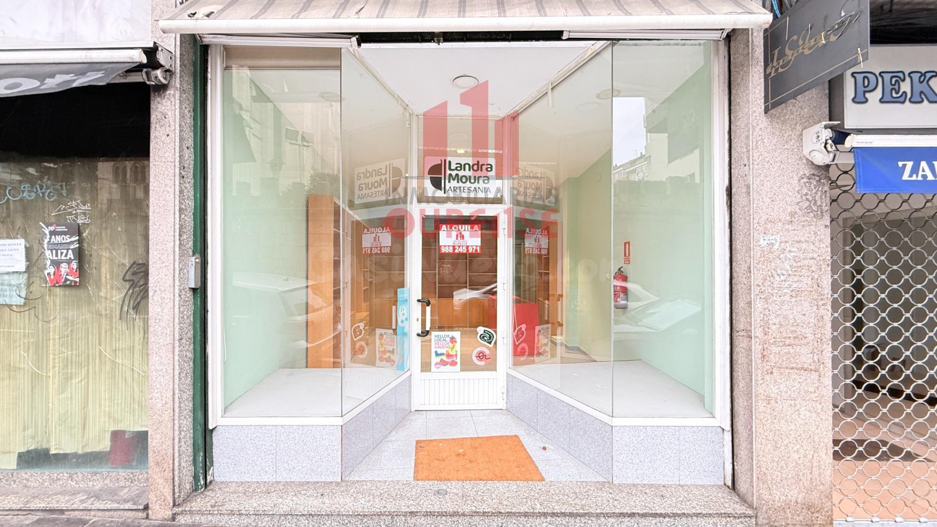 LOCAL COMERCIAL SITUADO EN O COUTO