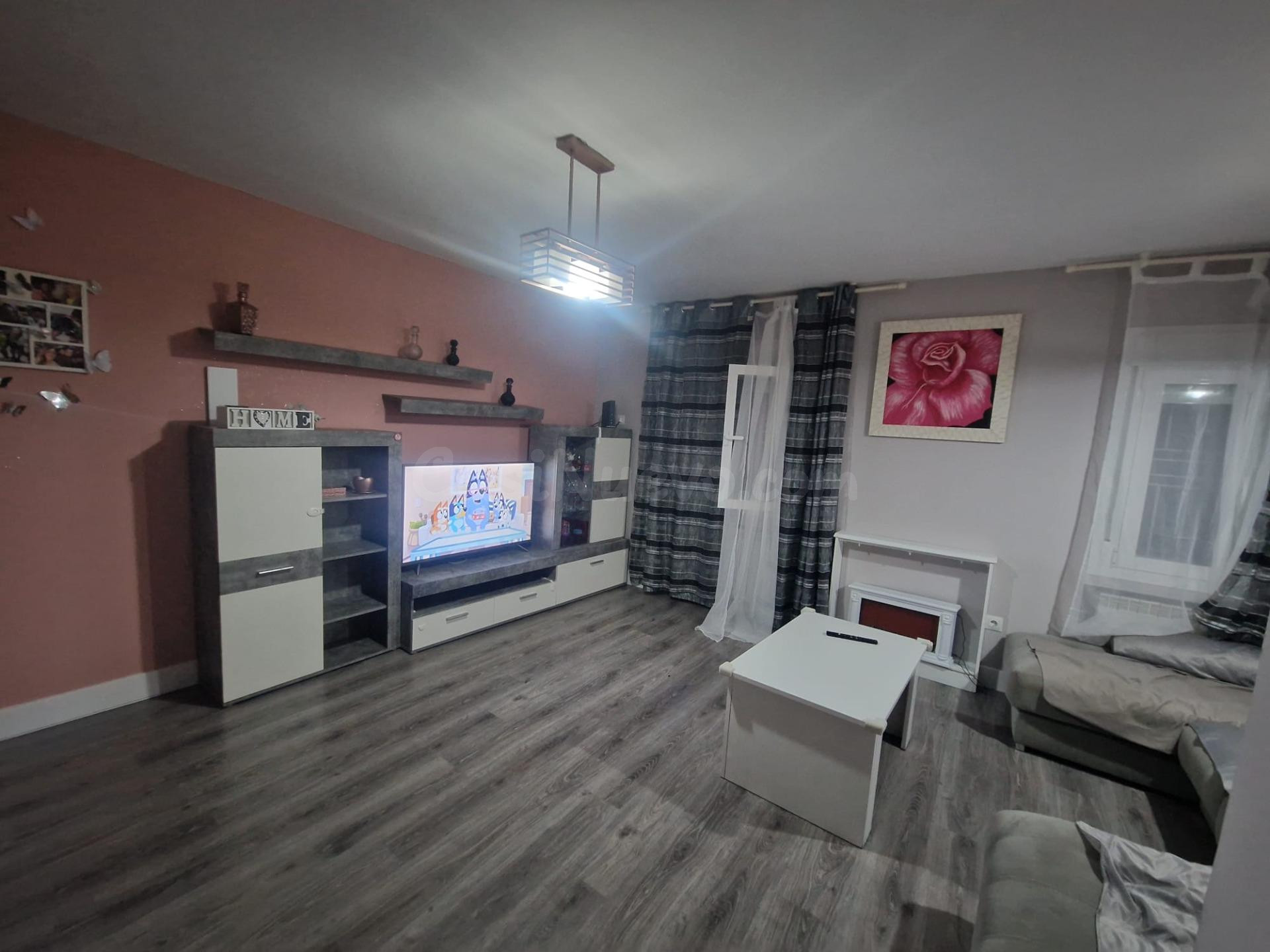 AOC CONSULTORA VENDE PRECIOSO PISO TOTALMENTE REFORMADO CON DOS habitaciones Y DOS PATIOS EN EL CENTRO DE FUENLABRADA