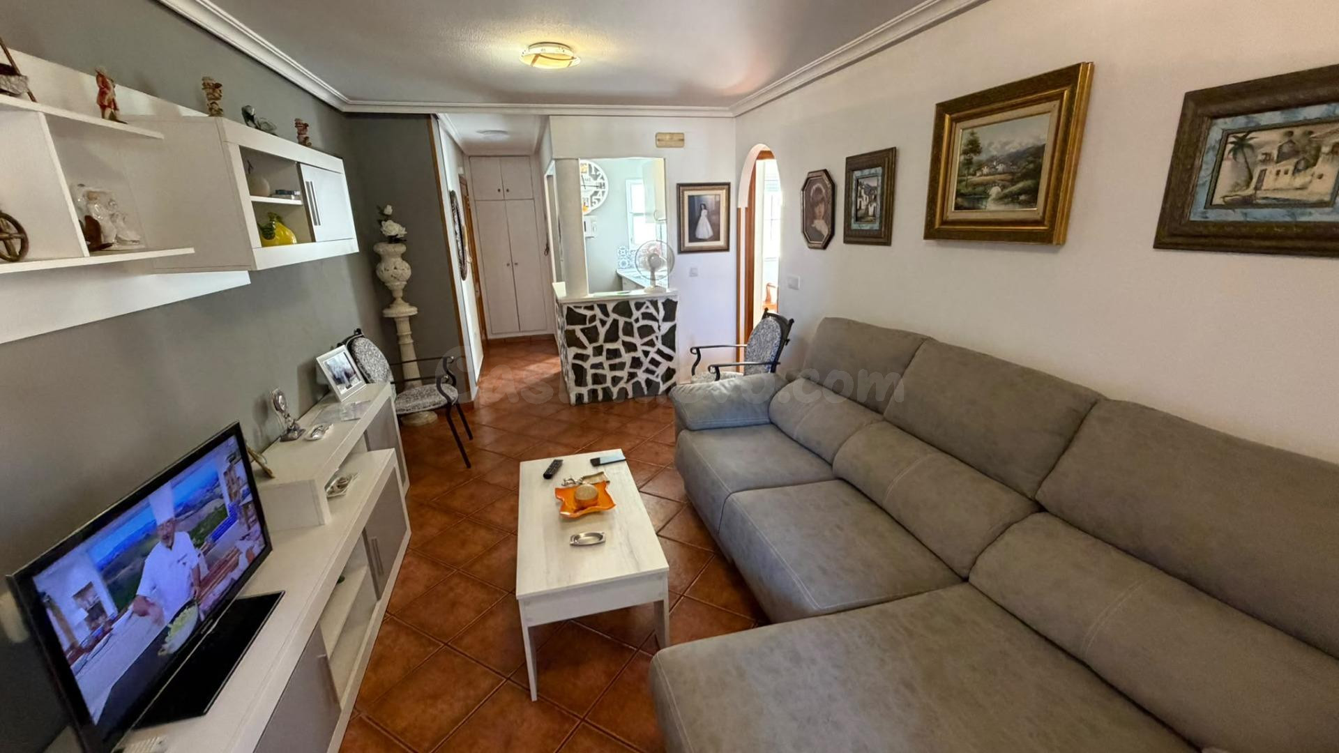 ÁTICO EN PLENO CENTRO DE TORREVIEJA DE 2 habitaciones Y 1 BAÑO CON TERRAZA,PISCINA Y SOLARIUM PRIVADO