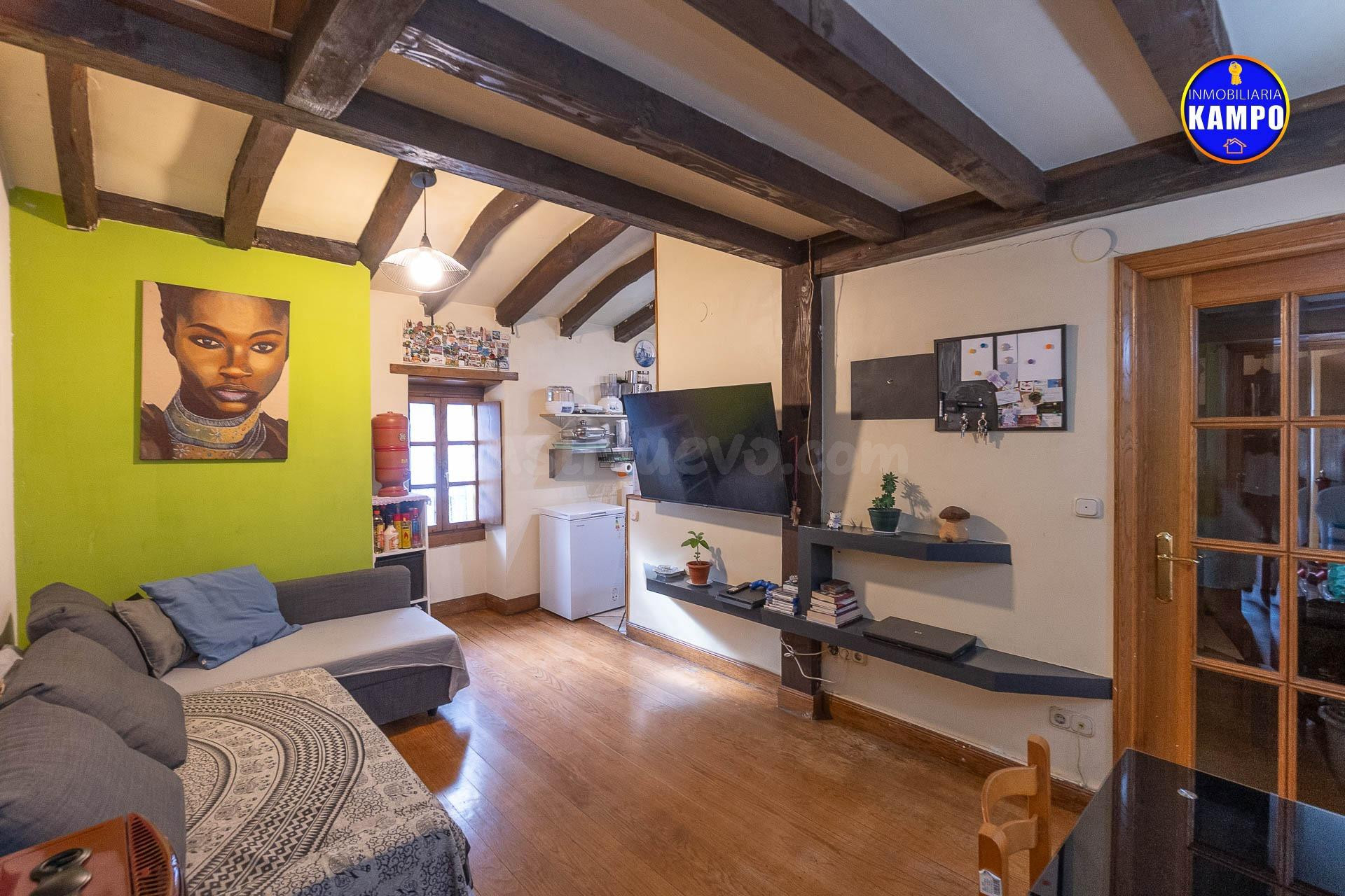 SE VENDE PISO CON ENCANTO EN LA PARTE VIEJA DE IRUN