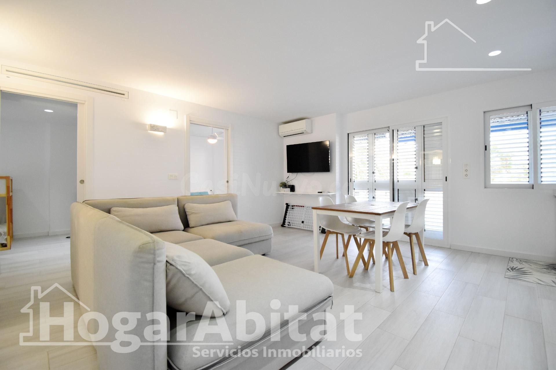 ¡PRIMERA LÍNEA DE PLAYA! REFORMADO EN RESIDENCIAL CON PISCINA Y TERRAZA