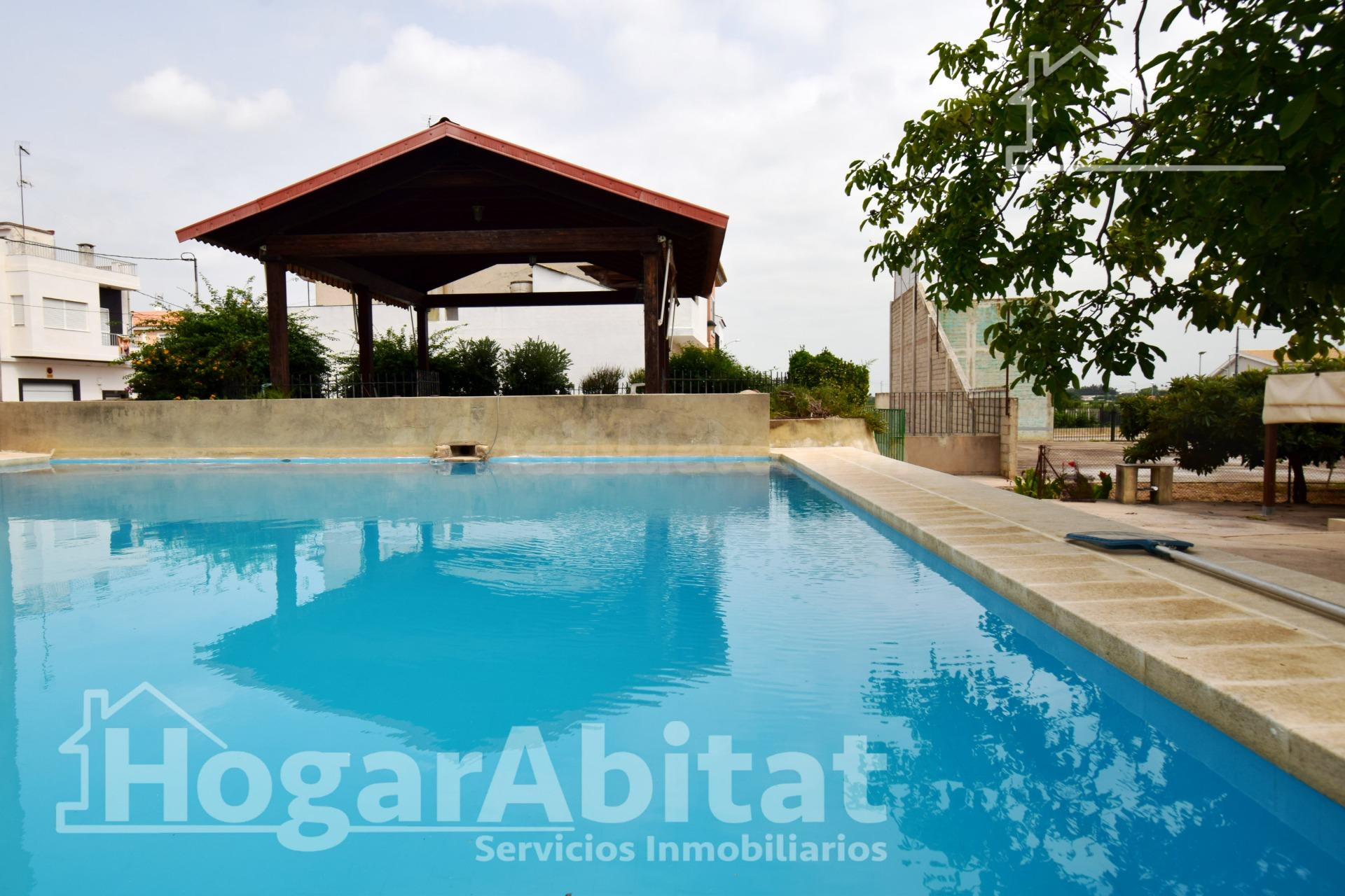 ¡BENICULL CENTRO! MAGNÍFICO CHALET CON PISCINA PRIVADA Y TER