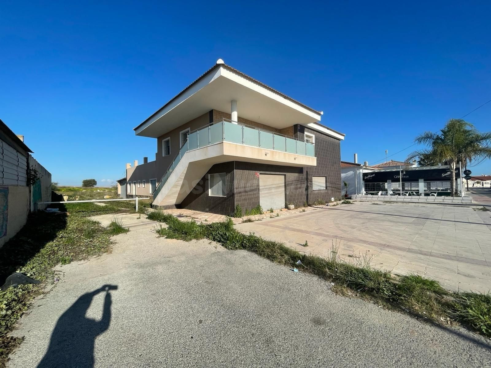 Villa 3 habitaciones 441m² en venta - La Siesta - El Salado - Torreta