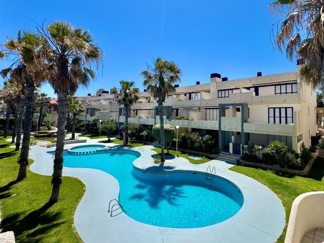 Apartamento 2 habitaciones 62m² en venta - La Mata pueblo