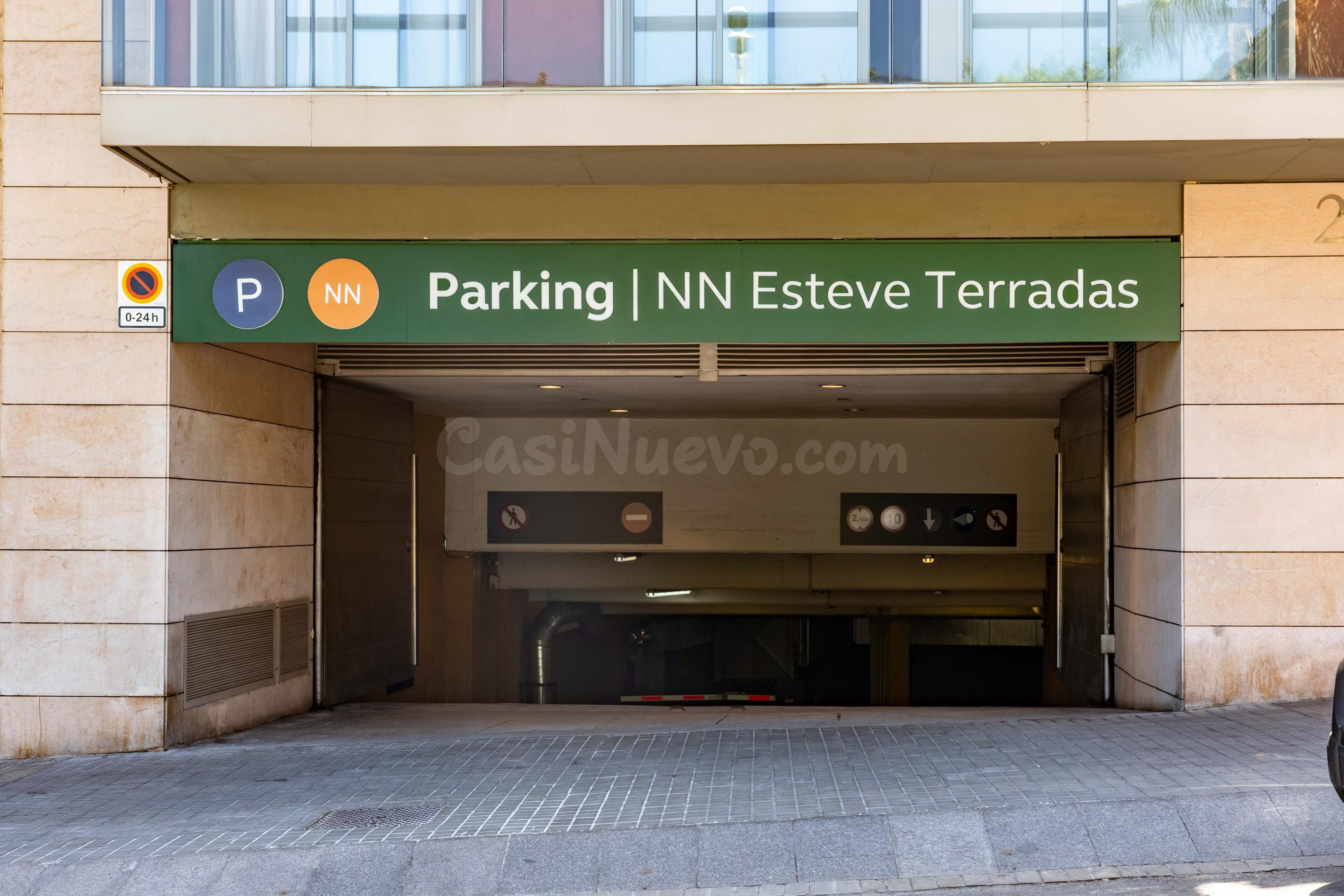 Parking de moto 3m² en alquiler - Barcelona