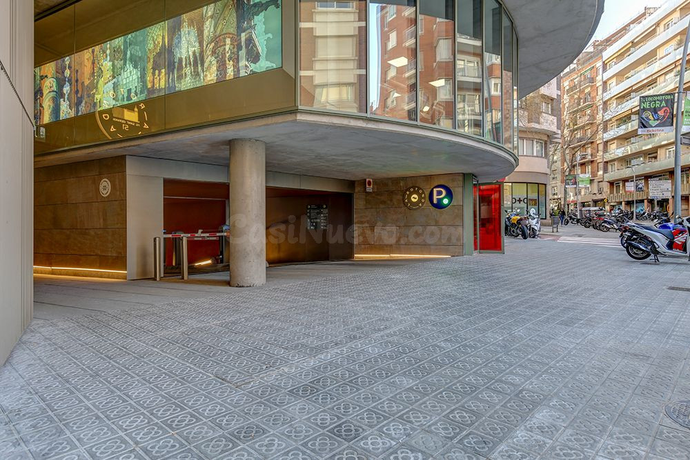 Parking de moto 2m² en alquiler - Barcelona