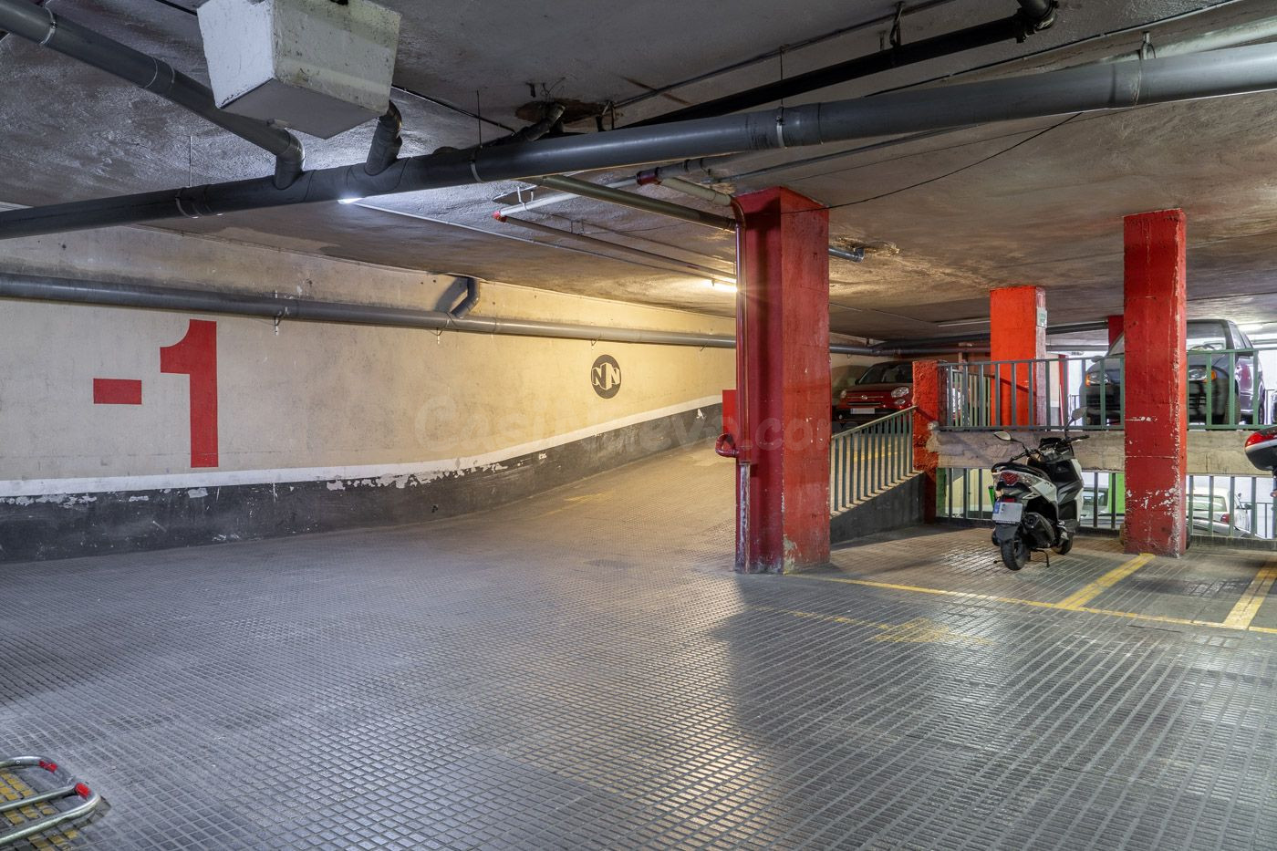 Parking 9m² en alquiler - Casc Antic - foto 3