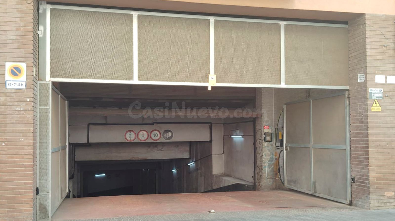 Parking 10m² en alquiler - Barcelona - foto 2