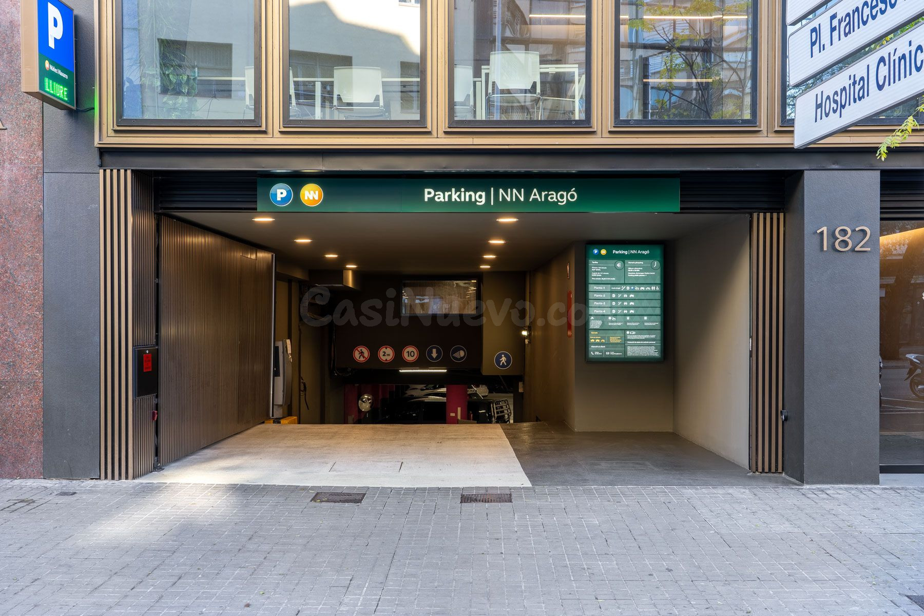 Parking 11m² en alquiler - Eixample - foto 2