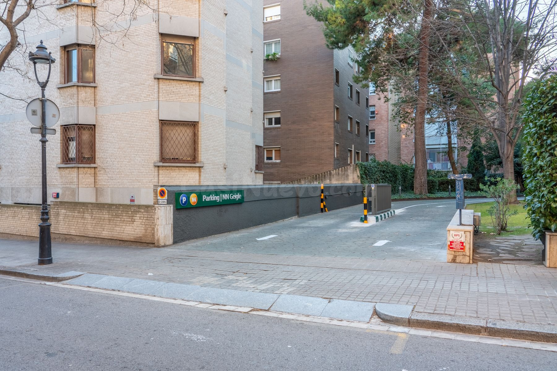 Parking 12m² en alquiler - Barcelona - foto 2