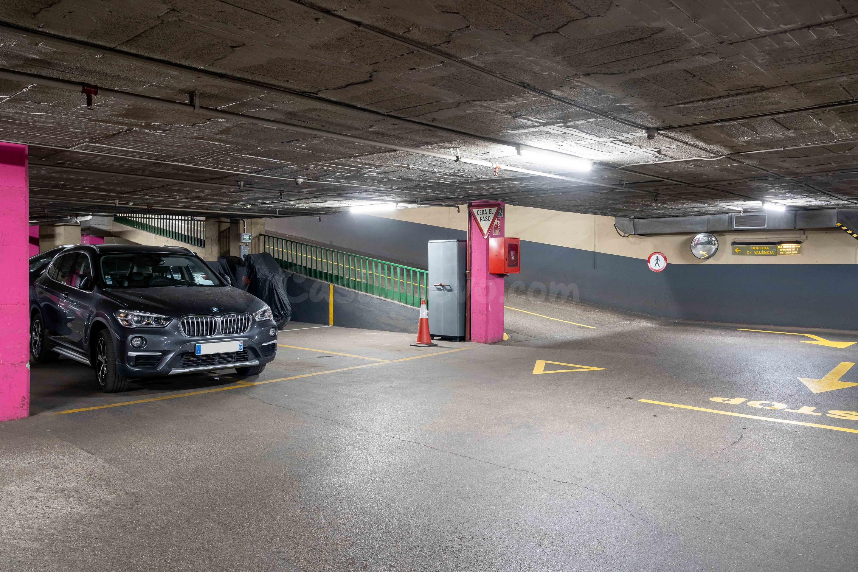 Parking 10m² en alquiler - Eixample - foto 3