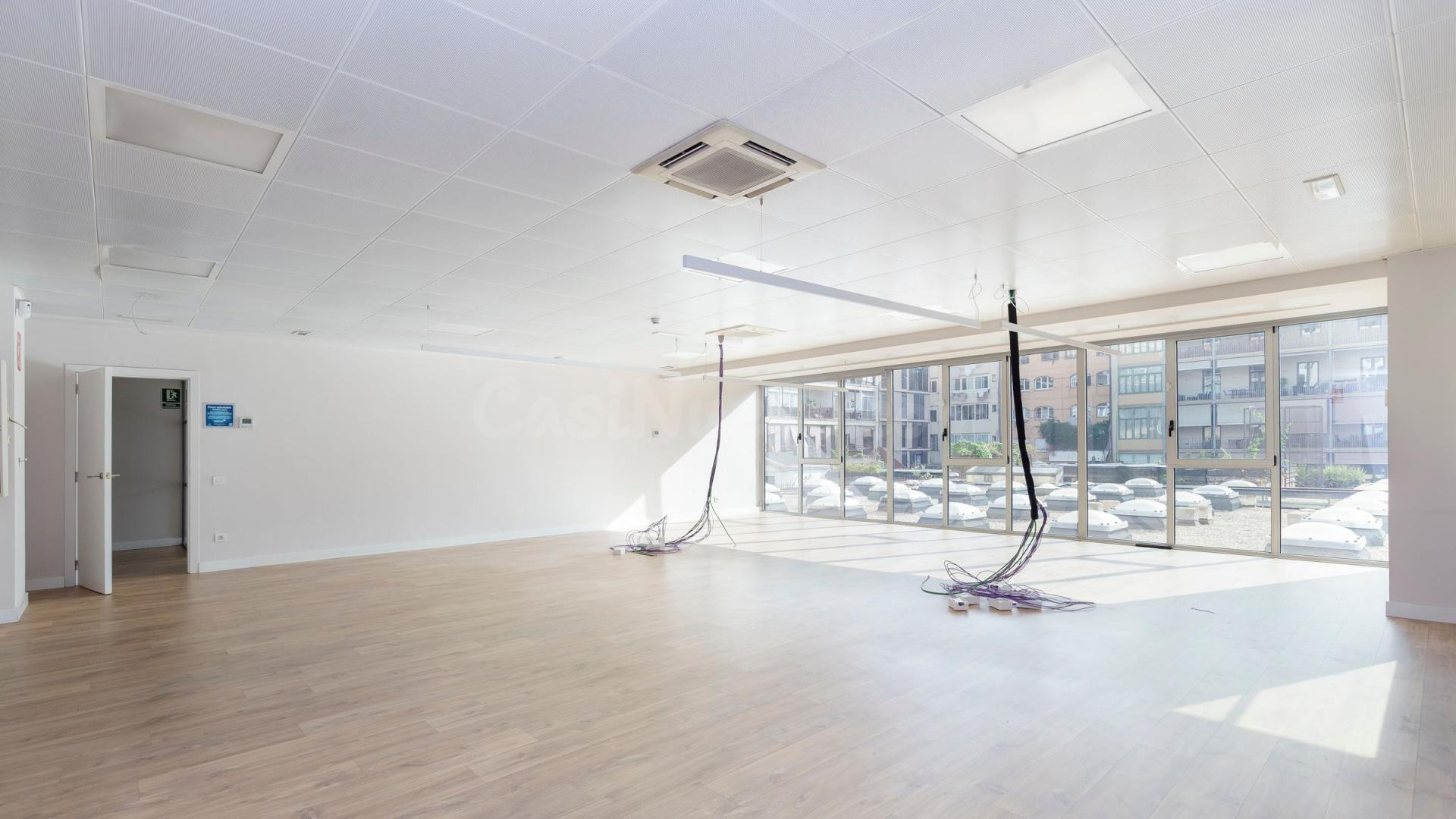 Oficina 420m² en alquiler - Eixample - foto 3