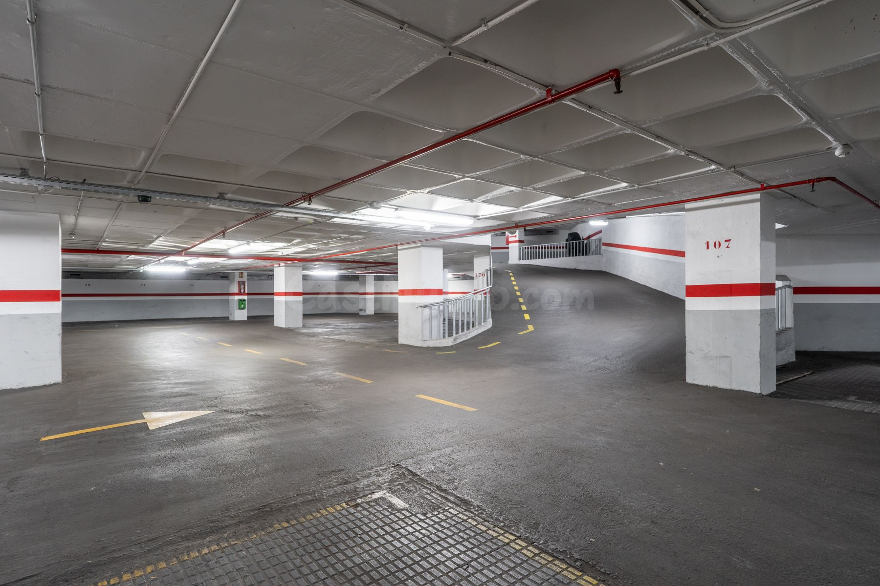 Parking 14m² en alquiler - Eixample - foto 4
