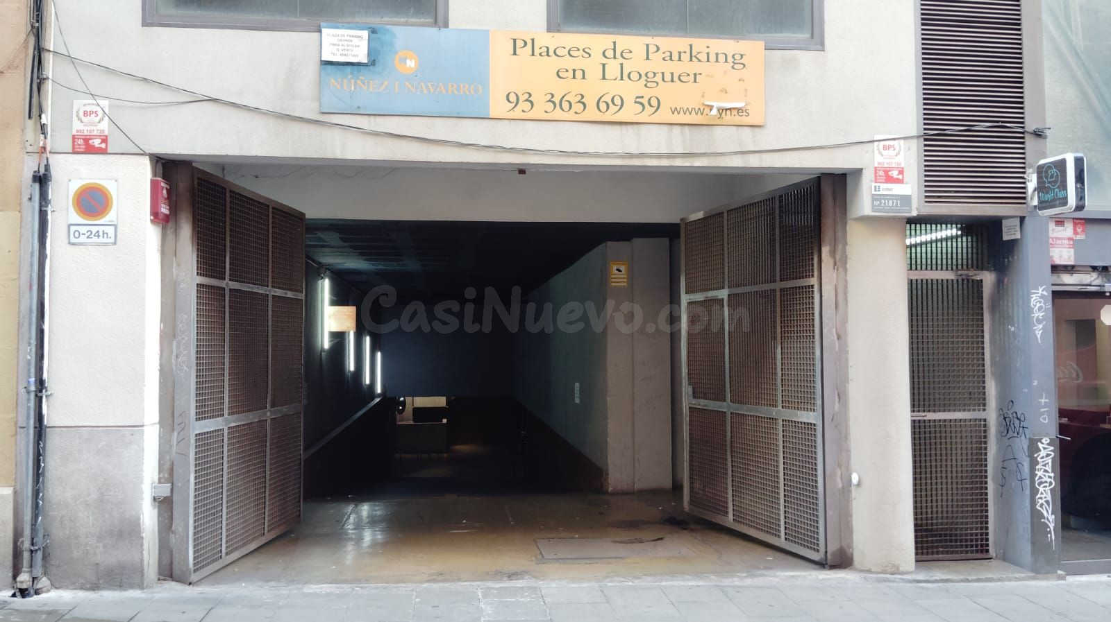 Parking 14m² en alquiler - Casc Antic