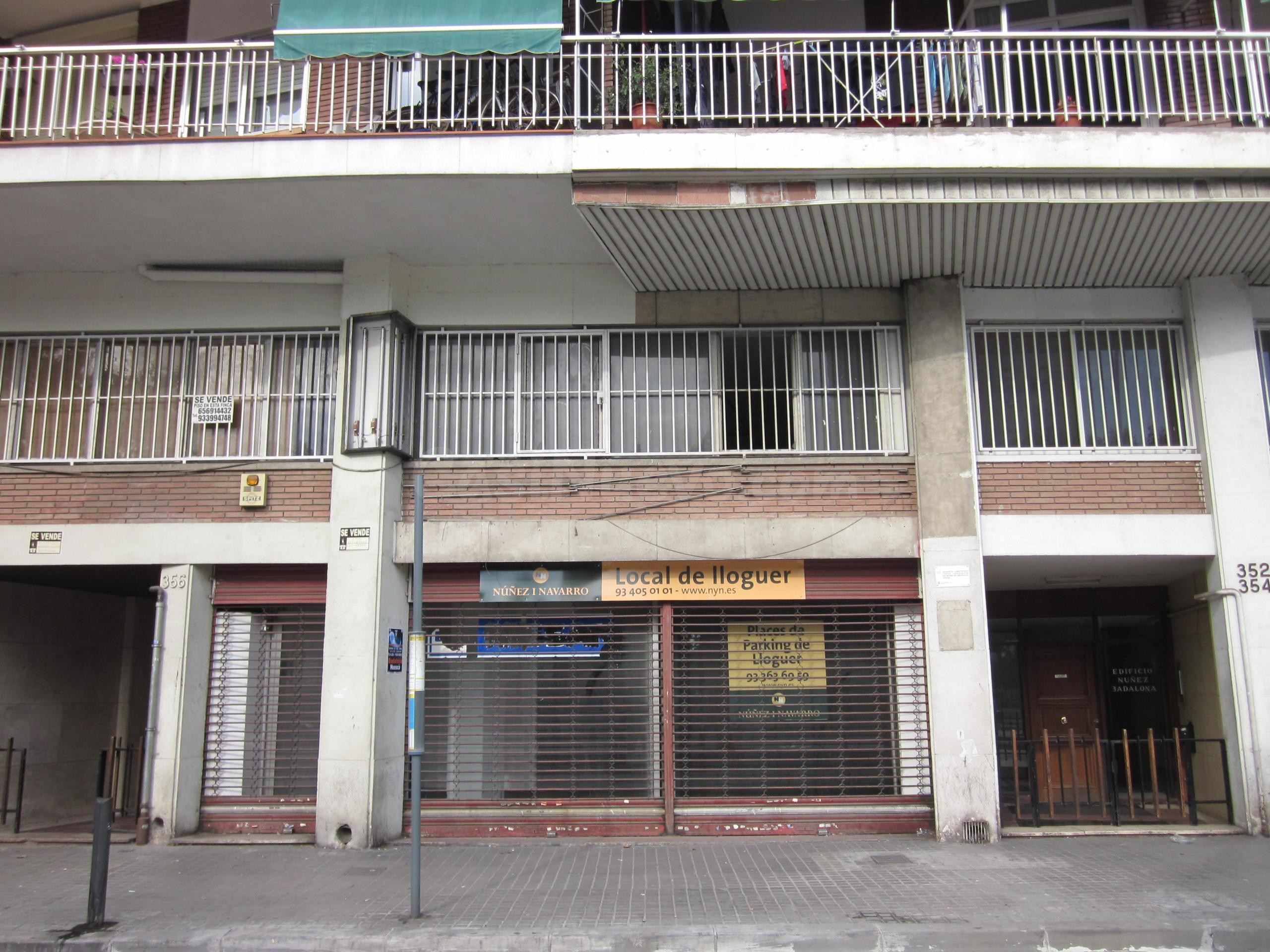 Local comercial 365m² en alquiler - Badalona