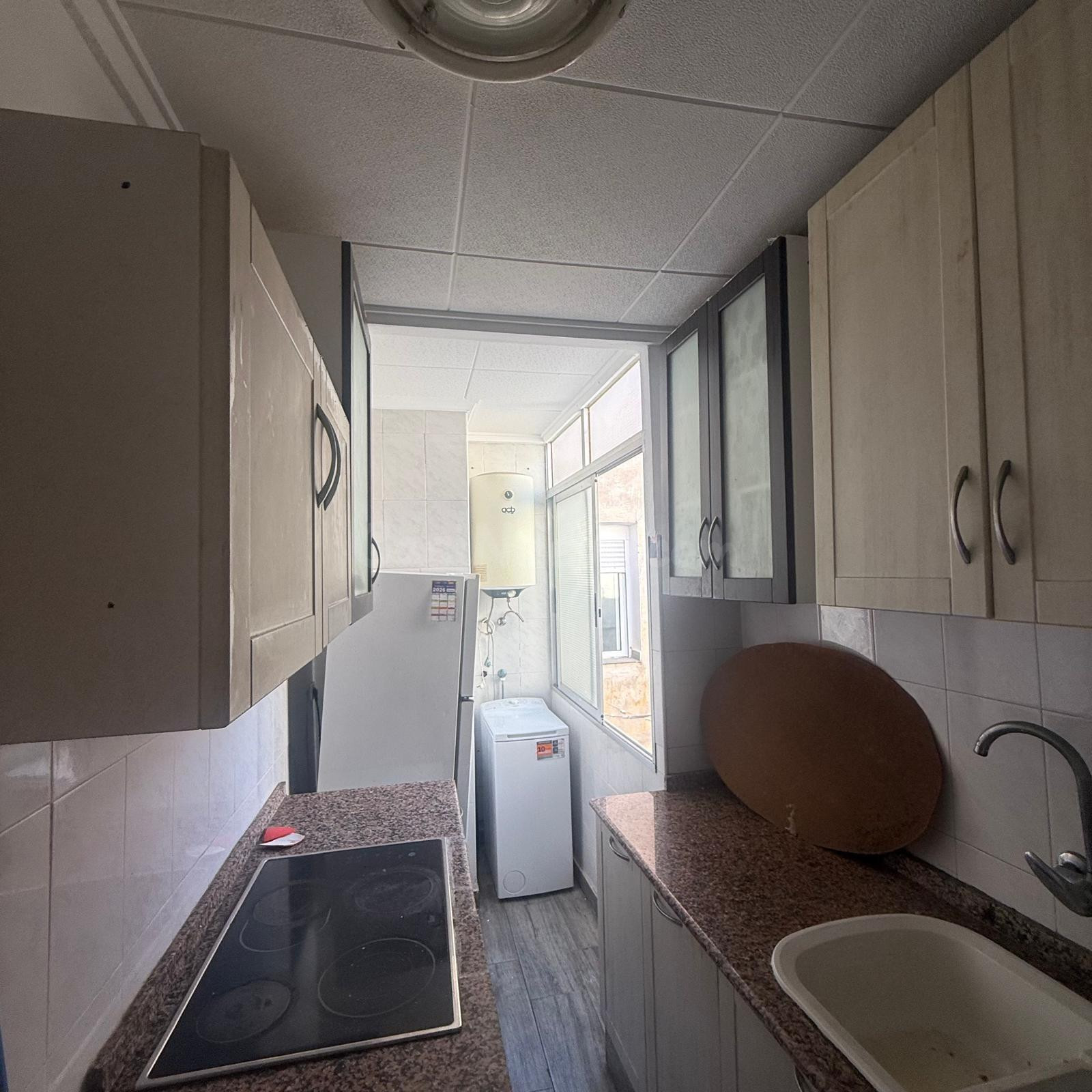 Luminoso apartamento con vistas despejadas en ELDA