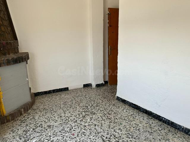 Piso Céntrico BAJO COSTE : Gran Oportunidad en Las Torres de - foto 2
