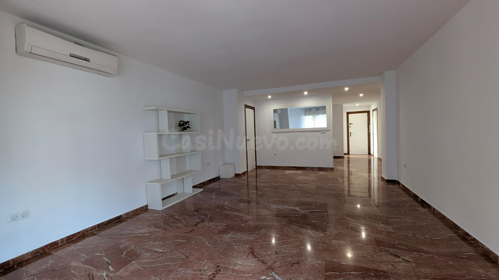 Piso 4 habitaciones 145m² en alquiler - Arabial