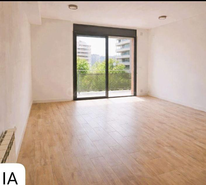 ÁTICO DUPLEX EN VENTA EN CALELLA CON PISCINA Y SOLARIUM - foto 4