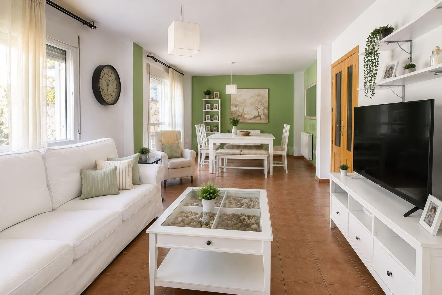 ▷ Exclusivo Chalet pareado de esquina con piscina y garaje para 4 vehículos en Parque Vallejo - Alovera