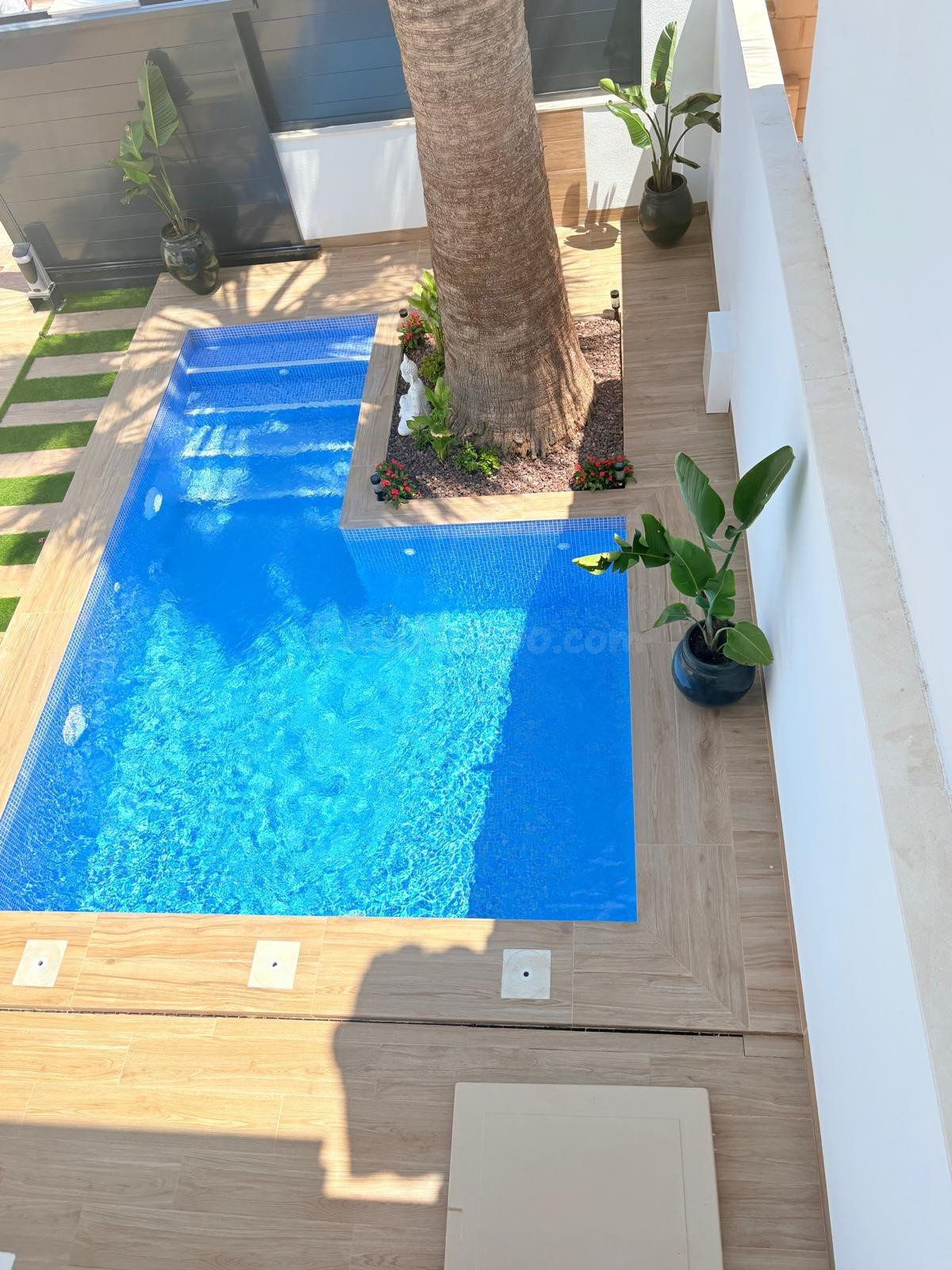 Exclusiva Villa Independiente en San Pedro del Pinatar con Piscina Privada