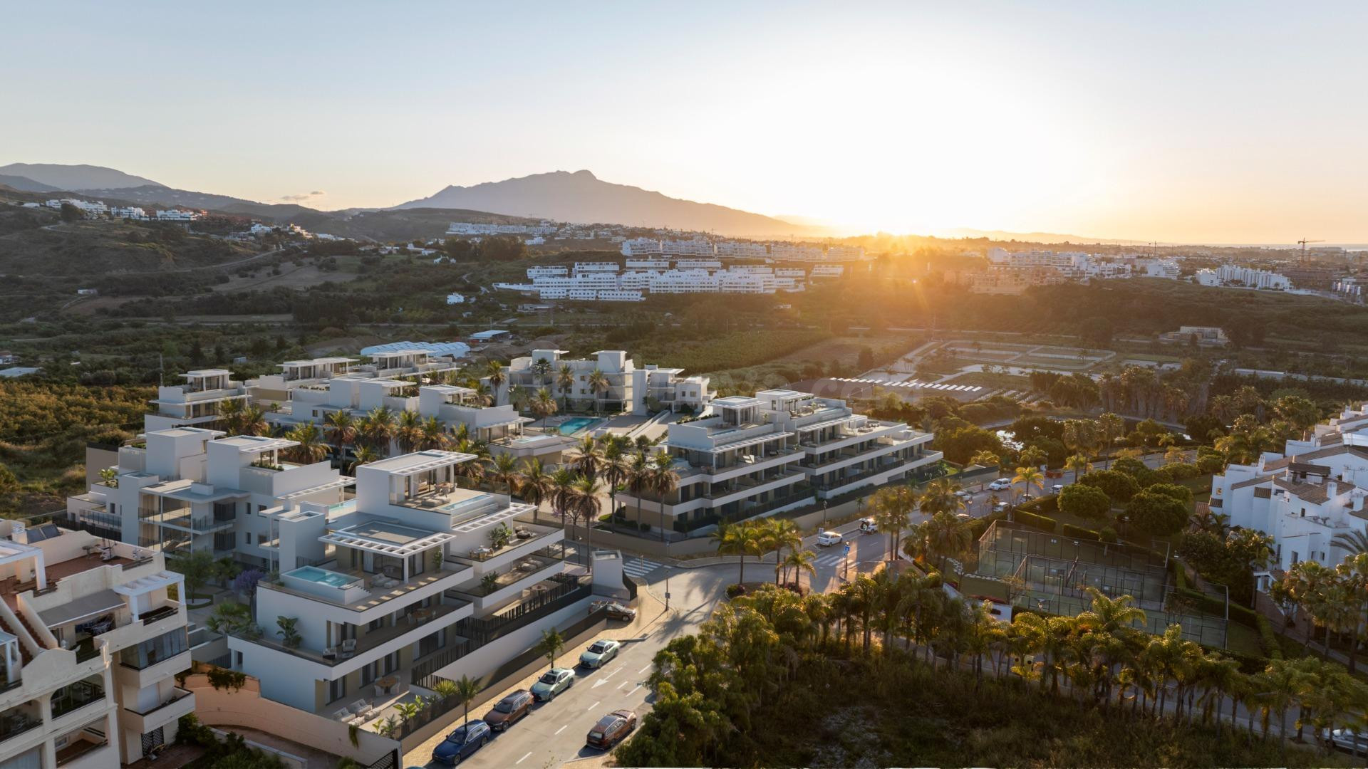 Estepona: Nueva Promoción de Apartamentos de 2 y 3 dormitorios con vistas al mar
