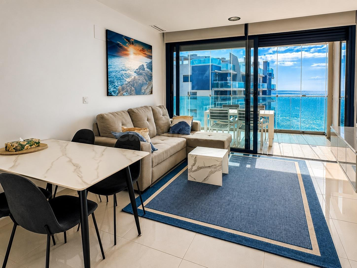 Apartamento en primera línea de mar con vistas panorámicas en Sea Senses, Punta Prima