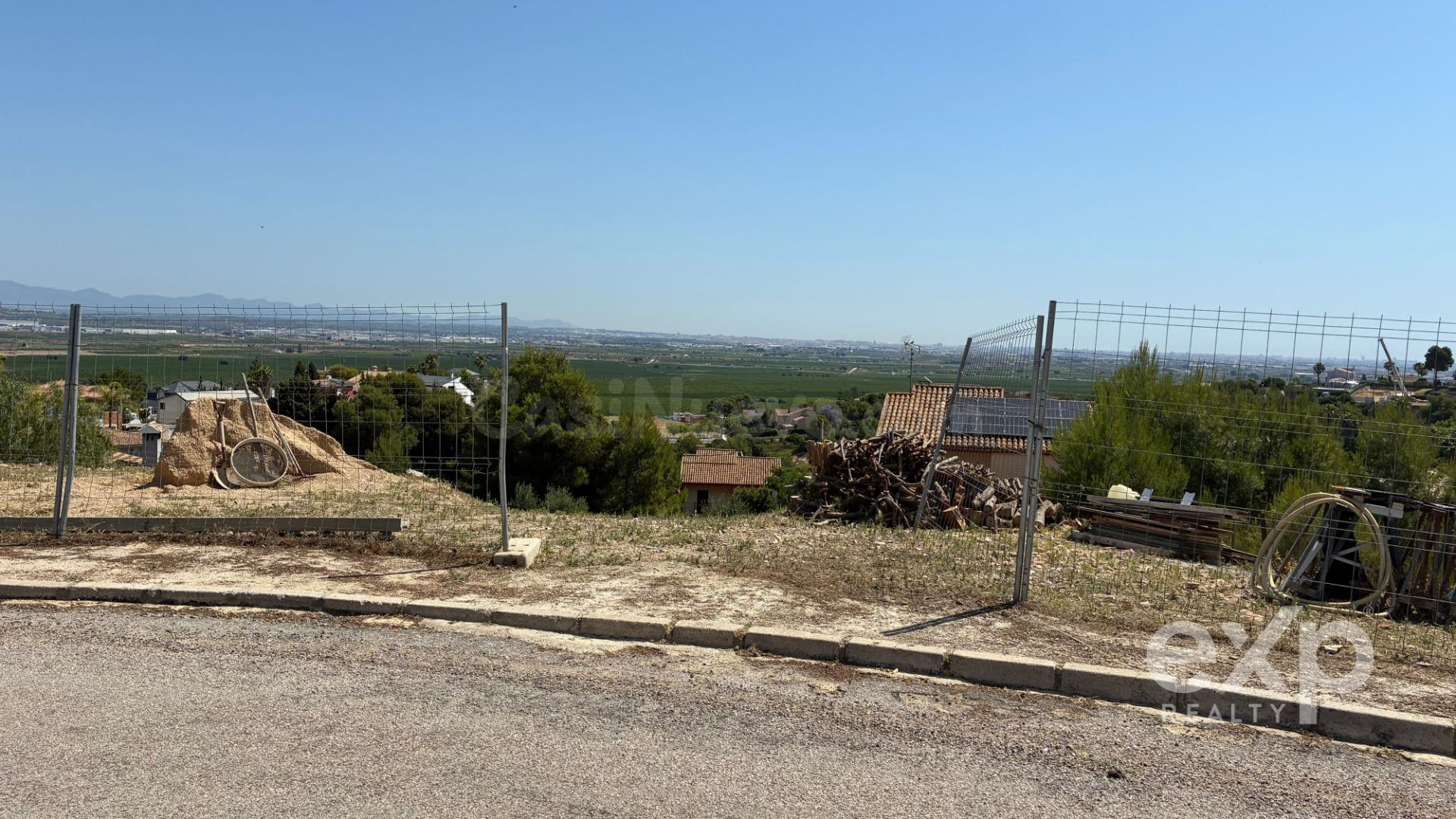 Parcela Urbana de 945 m2 con hermosas vistas en San Miguel - Cumbres de Calicanto.