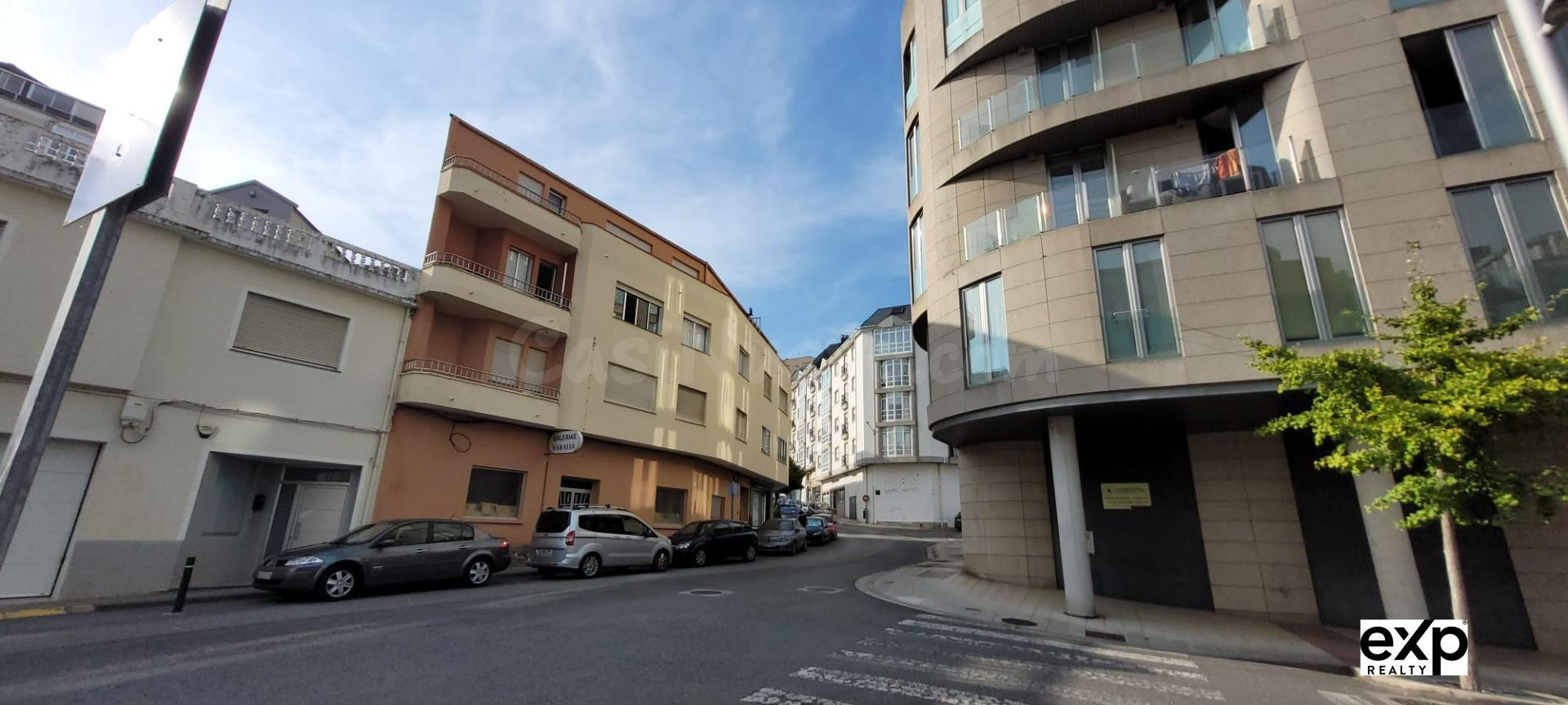 Piso amueblado de 3 dormitorios con vistas a la ría en el centro de Foz (Lugo)