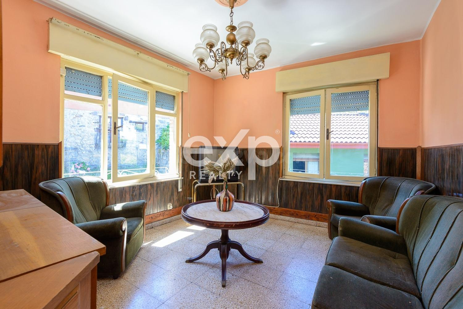 CASA INDEPENDIENTE EN LENA – LUMINOSA Y CON GRANDES POSIBILI - foto 3