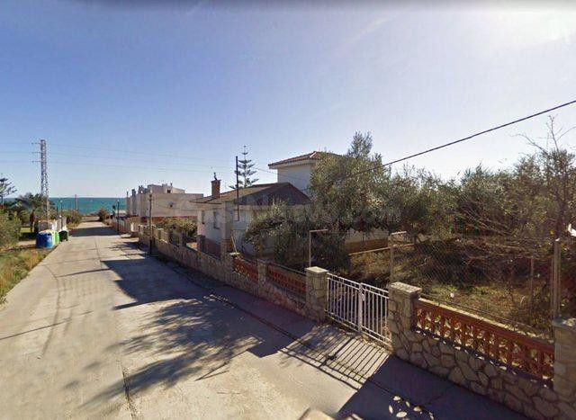 Exclusiva parcela urbanizable en Alcanar: El lienzo perfecto para construir el hogar de tus sueños