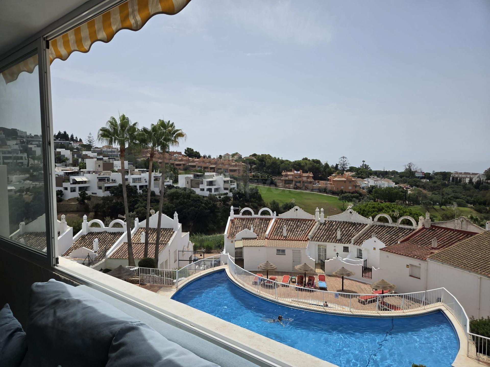 Espectacular Adosado con Solárium Privado y Vistas en La Reserva de Marbella