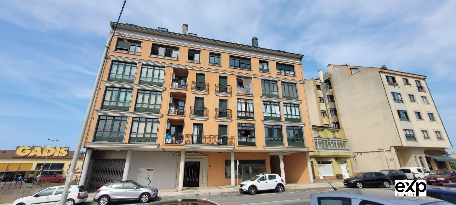Amplio Ático Dúplex con garaje y trastero a 700 m de la Playa de Llas, Foz