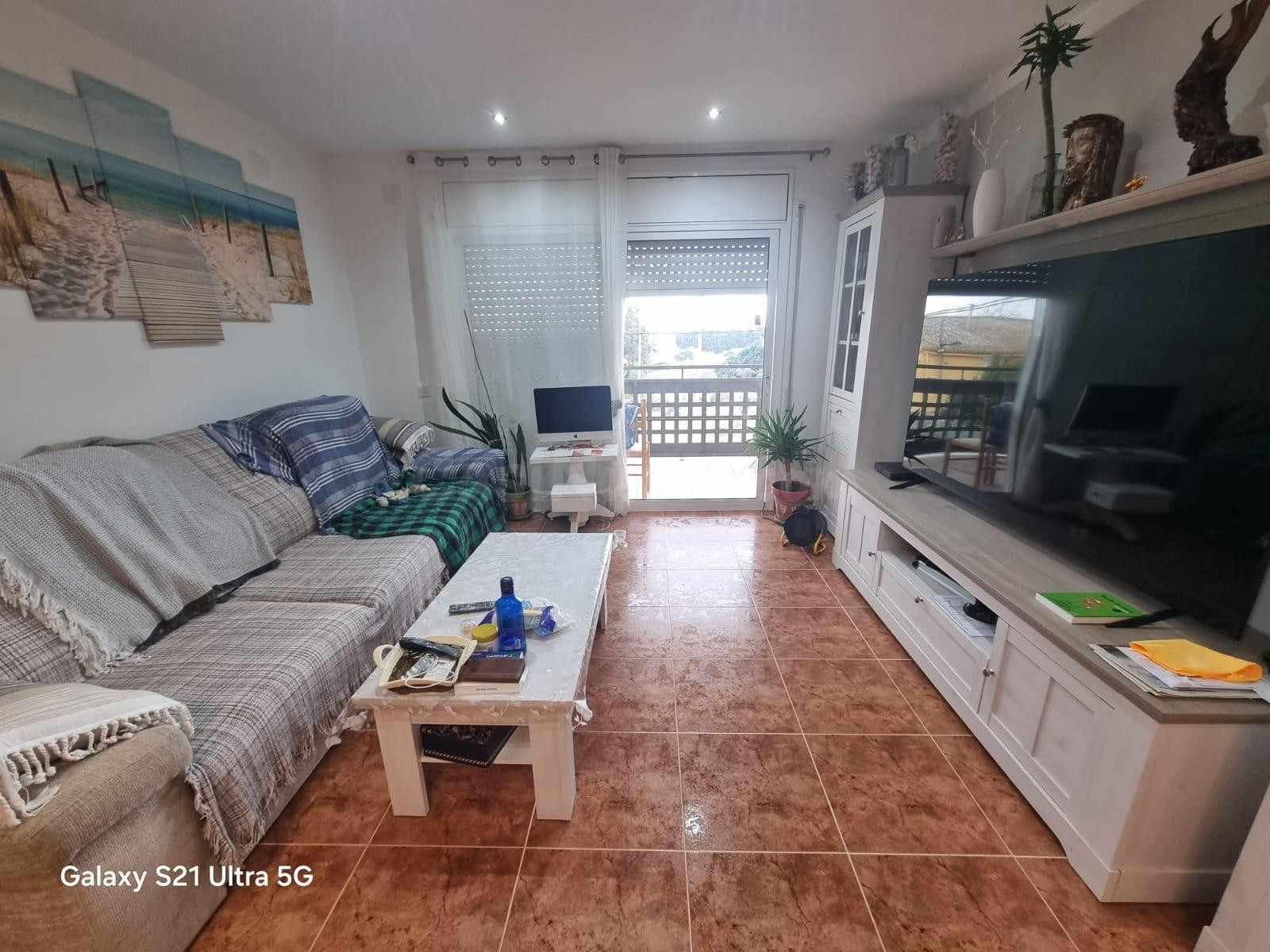 CASA ADOSADA EN VENTA EN CAMARLES – AMPLITUD, TRANQUILIDAD Y CALIDAD DE VIDA