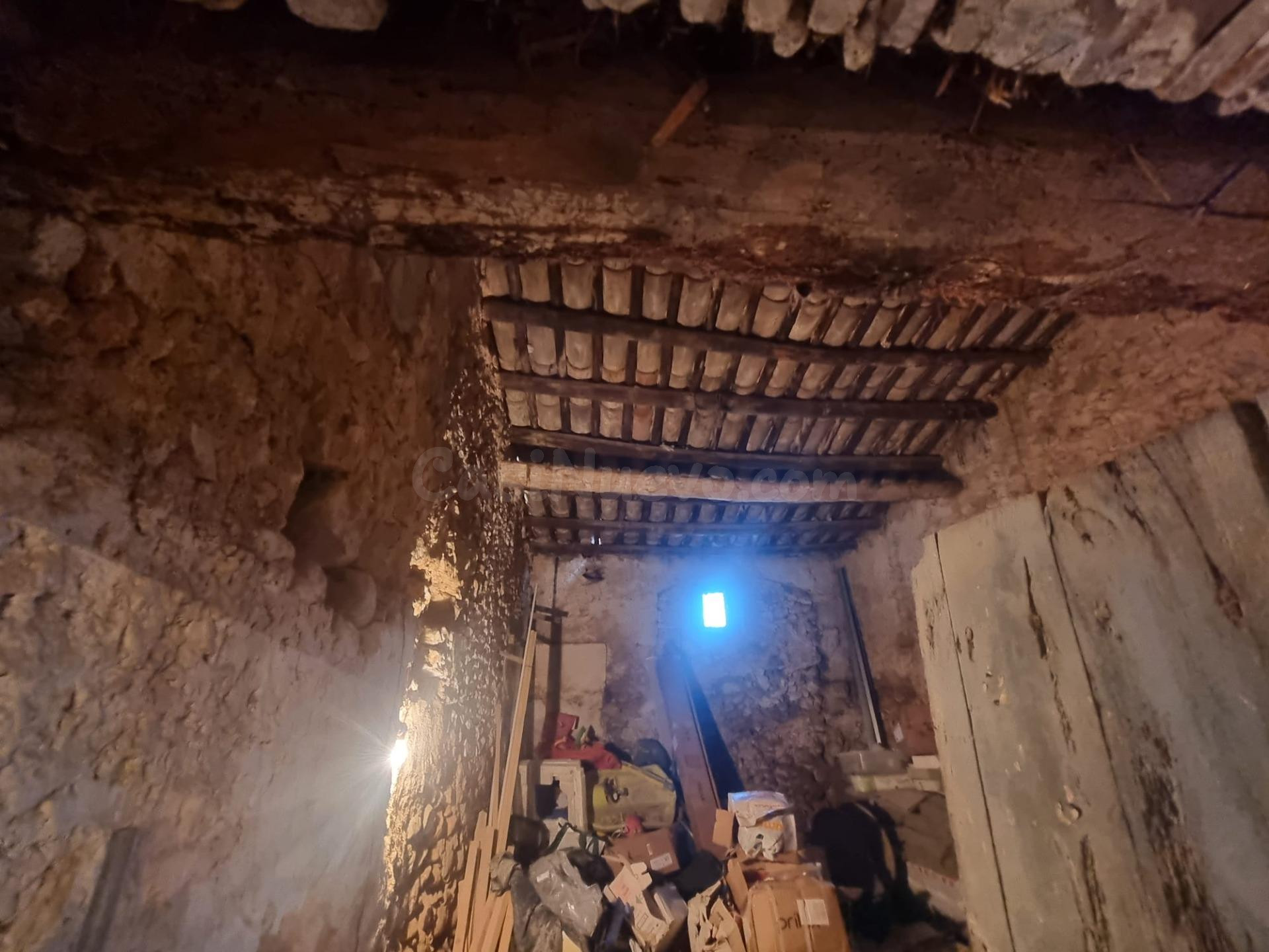 Casa de pueblo a reformar en El Rosell con almacén y salida  - foto 5