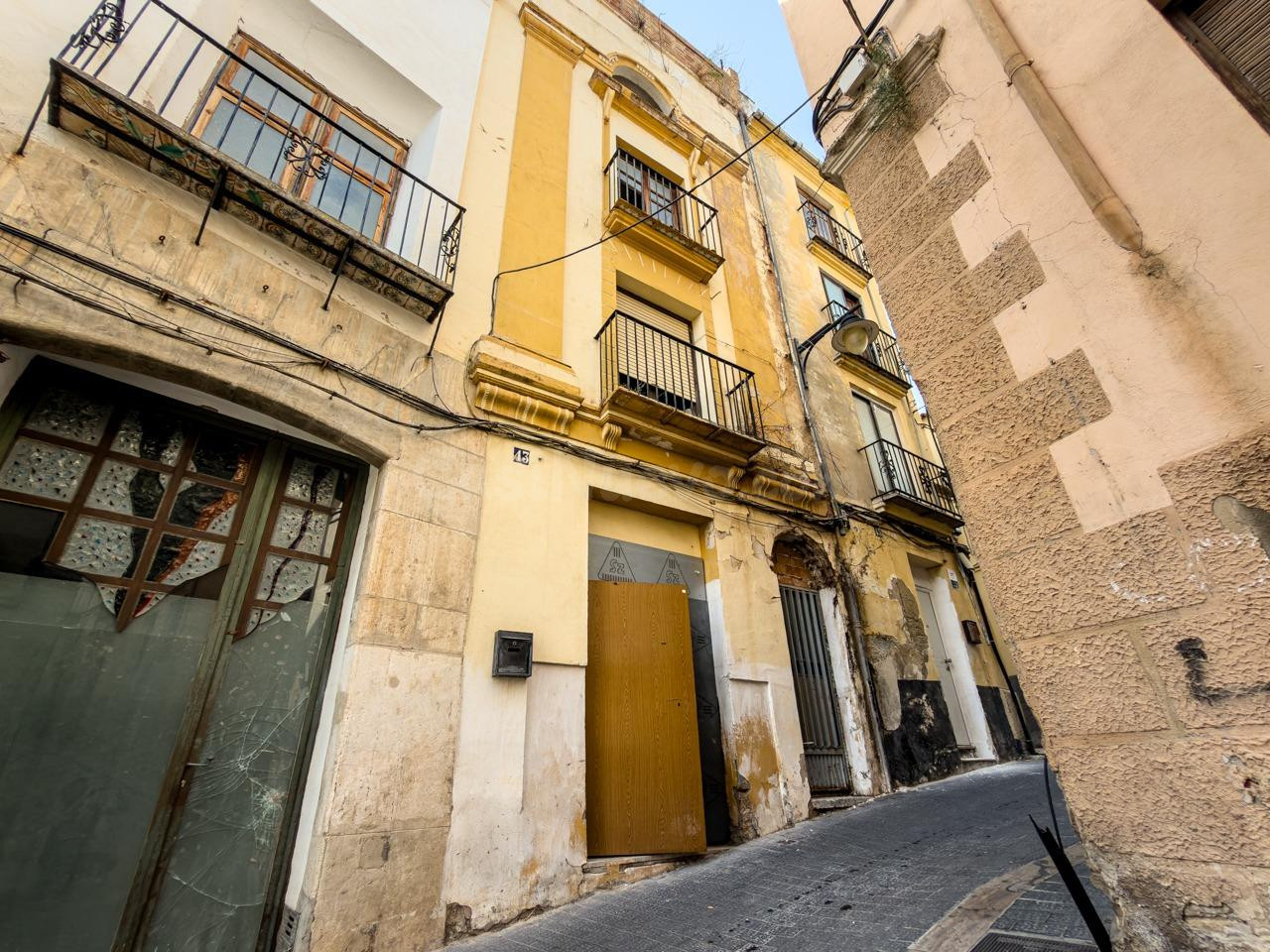 ATENCIÓN INVERSOR: EDIFICIO REHABILITAR EN EL CORAZÓN DE ONT