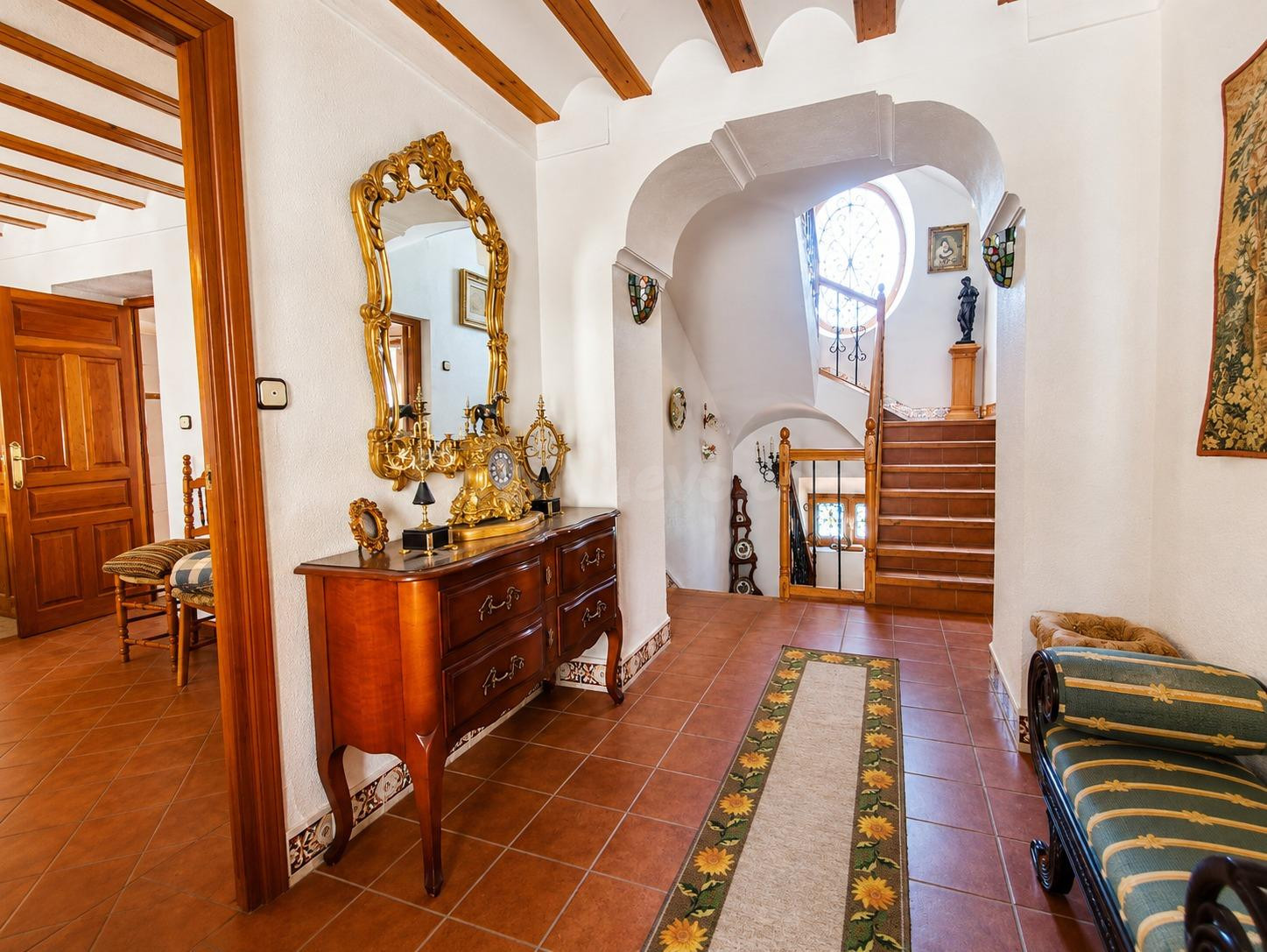 Casa de 4 plantas con vistas al castillo – Ideal para turism - foto 5