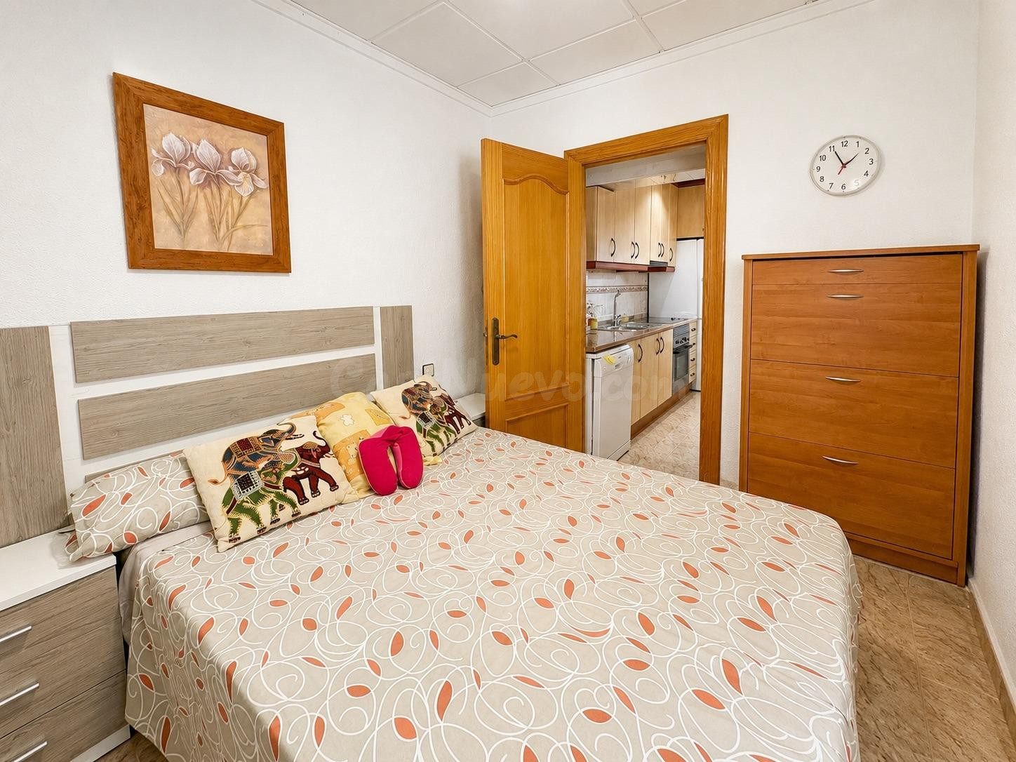 Chalet pareado con solárium con vistas al mar a 550 m de Las Calas de Torrevieja