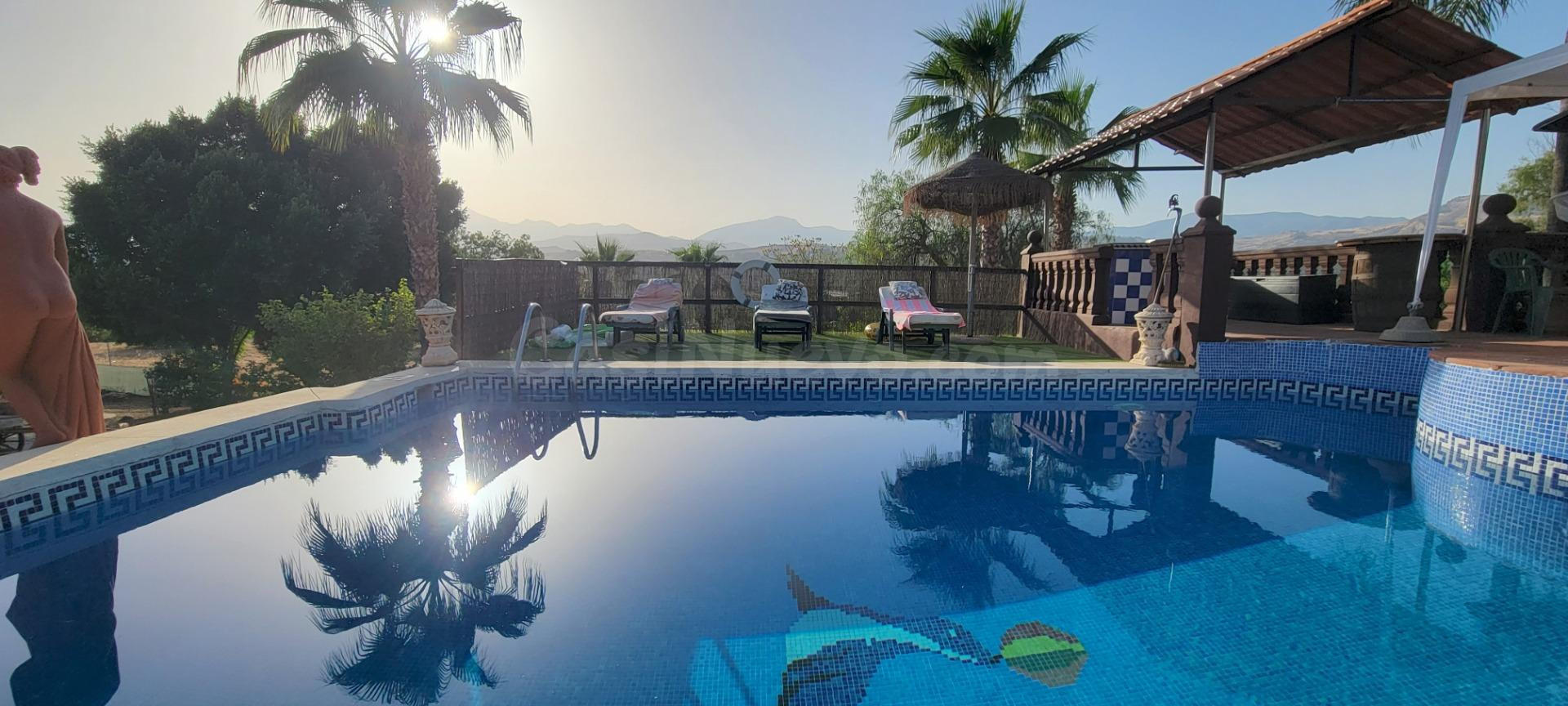 Finca de Autor con 5 Residencias Independientes y Versatilid - foto 3
