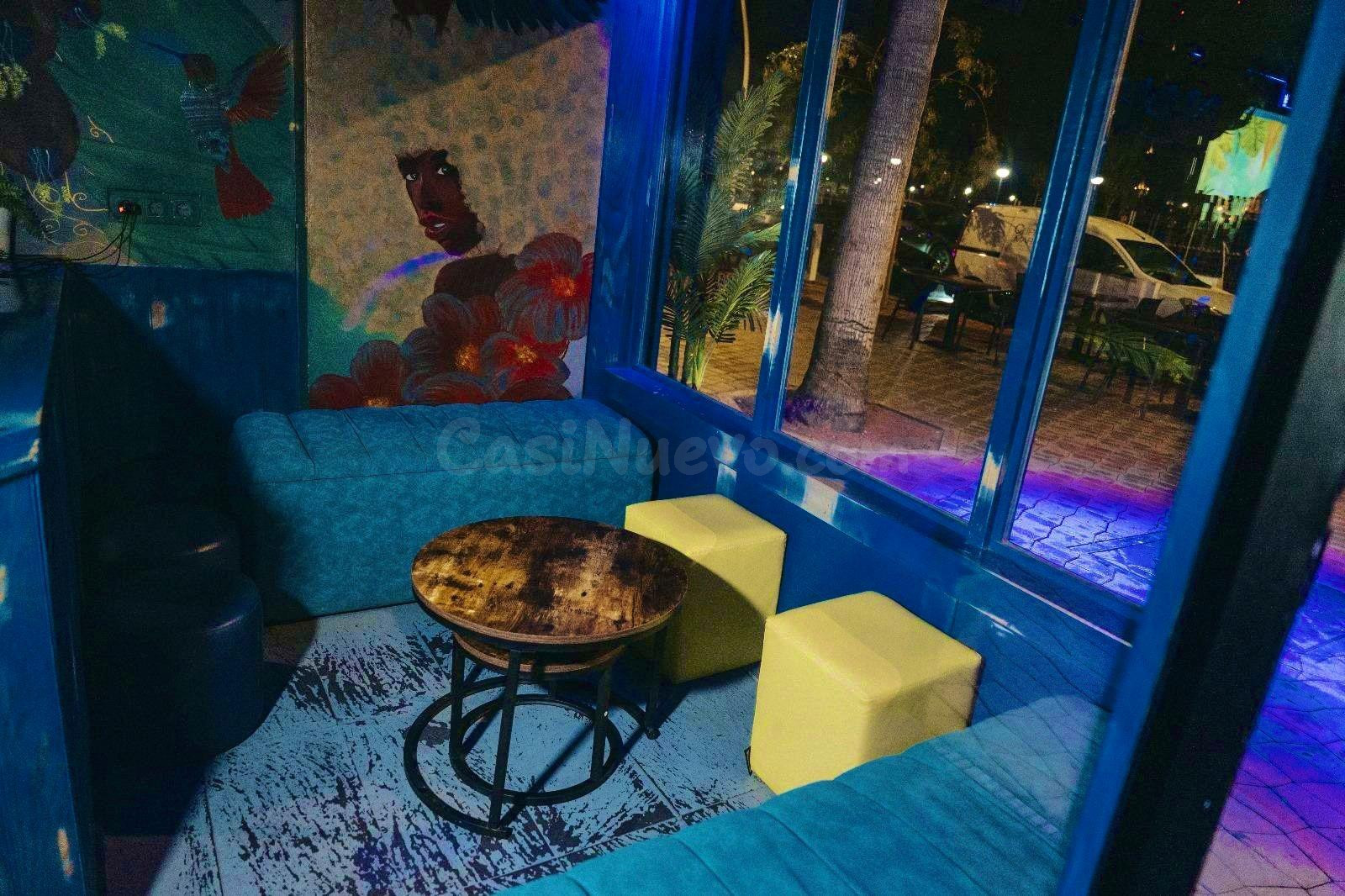 Traspaso de local nocturno con licencia musical hasta las 4: - foto 2